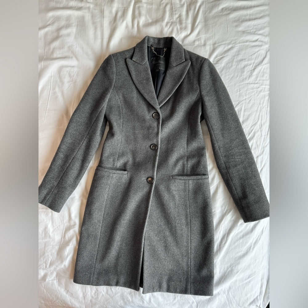 Aritzia Elegant Gray Cashmere & Wool Princess Coat